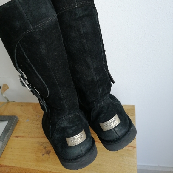 Ugg boots - Picture 10 of 10